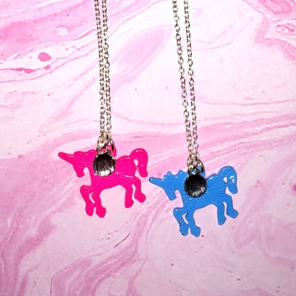 BNWT, Claire’s Best Friends Glitter Unicorn Pendant Necklaces. - Picture 5 of 5